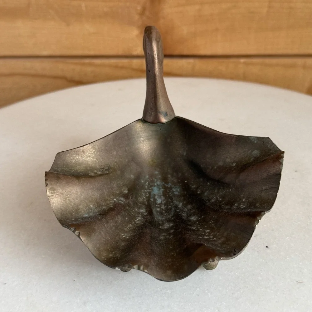 VTG Old Antiqued Brass Beautiful Swan‎ Shape Soap Trinket Dish Ash Tray *Wear*